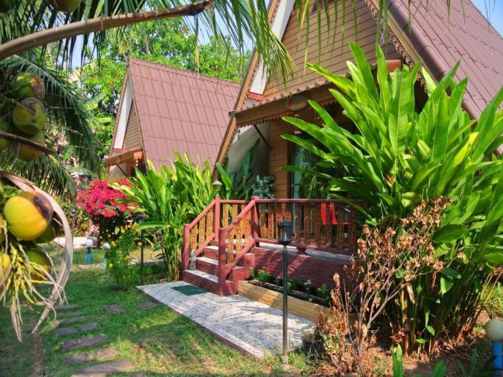 Himawari Restaurant And Cottage Ban Nong Hin  Eksteriør billede