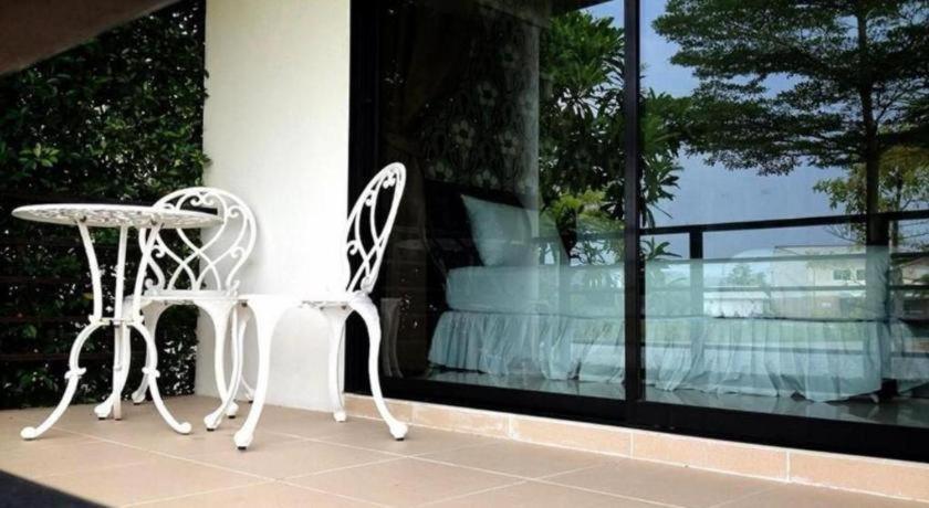 Himawari Restaurant And Cottage Ban Nong Hin  Eksteriør billede