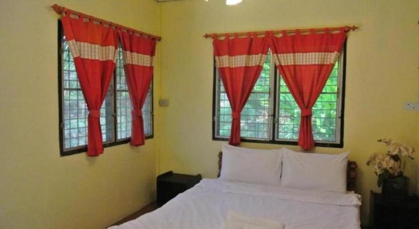 Himawari Restaurant And Cottage Ban Nong Hin  Eksteriør billede