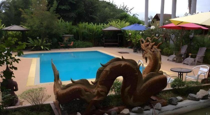 Himawari Restaurant And Cottage Ban Nong Hin  Eksteriør billede